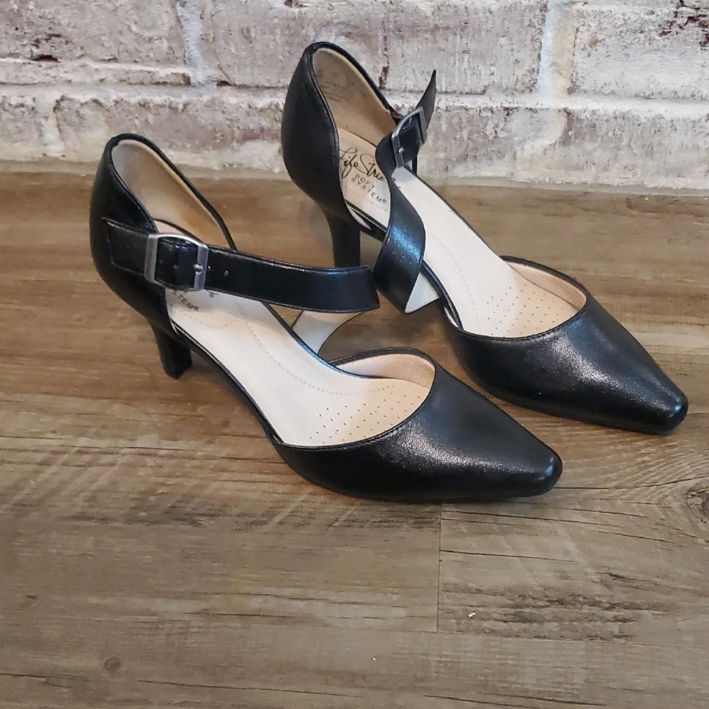 Life Stride Black Strappy Heels - Picture 3 of 4